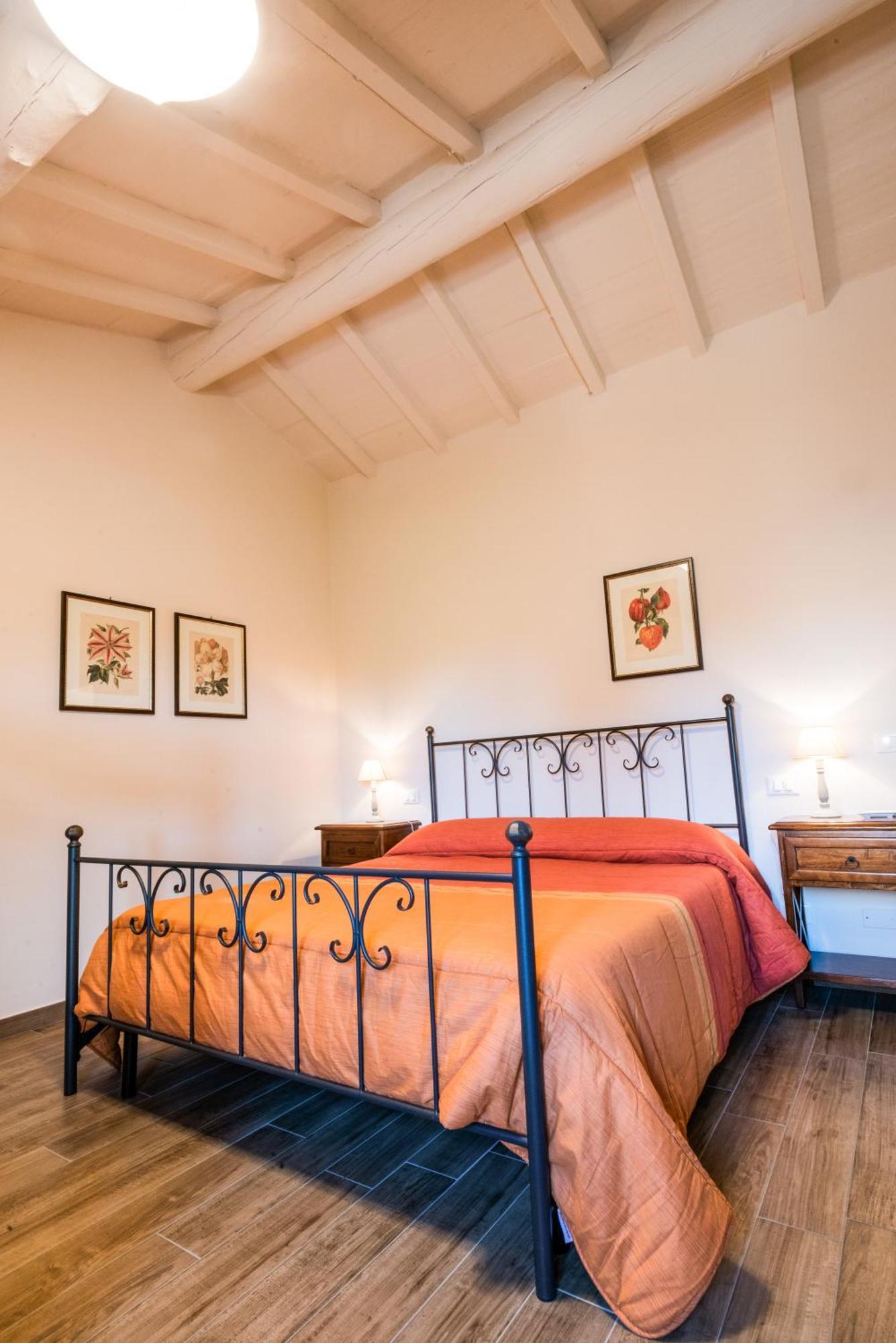 Casa Vacanze Villa Maria Ангиари Екстериор снимка